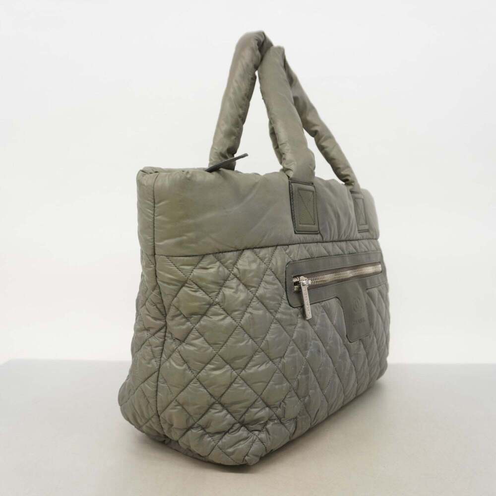 CHANEL Green Tote Bag - Picture 2 of 11